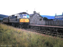 D5341 has replaced the railbus on either the 14.20 SO or 14.45 Elgin to Aviemore in June 1964, the loco was withdrawn in Nov. 1992 and cut up in 1996.